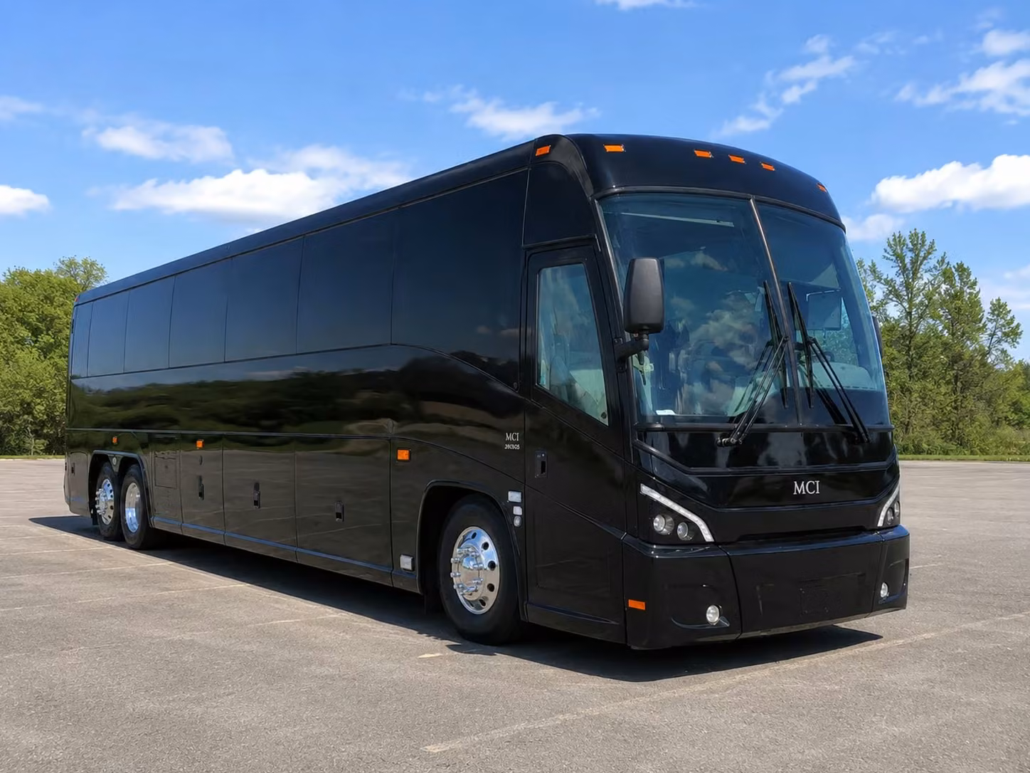 chandler concert and festival shuttle bus rentals for groups who want to stay together