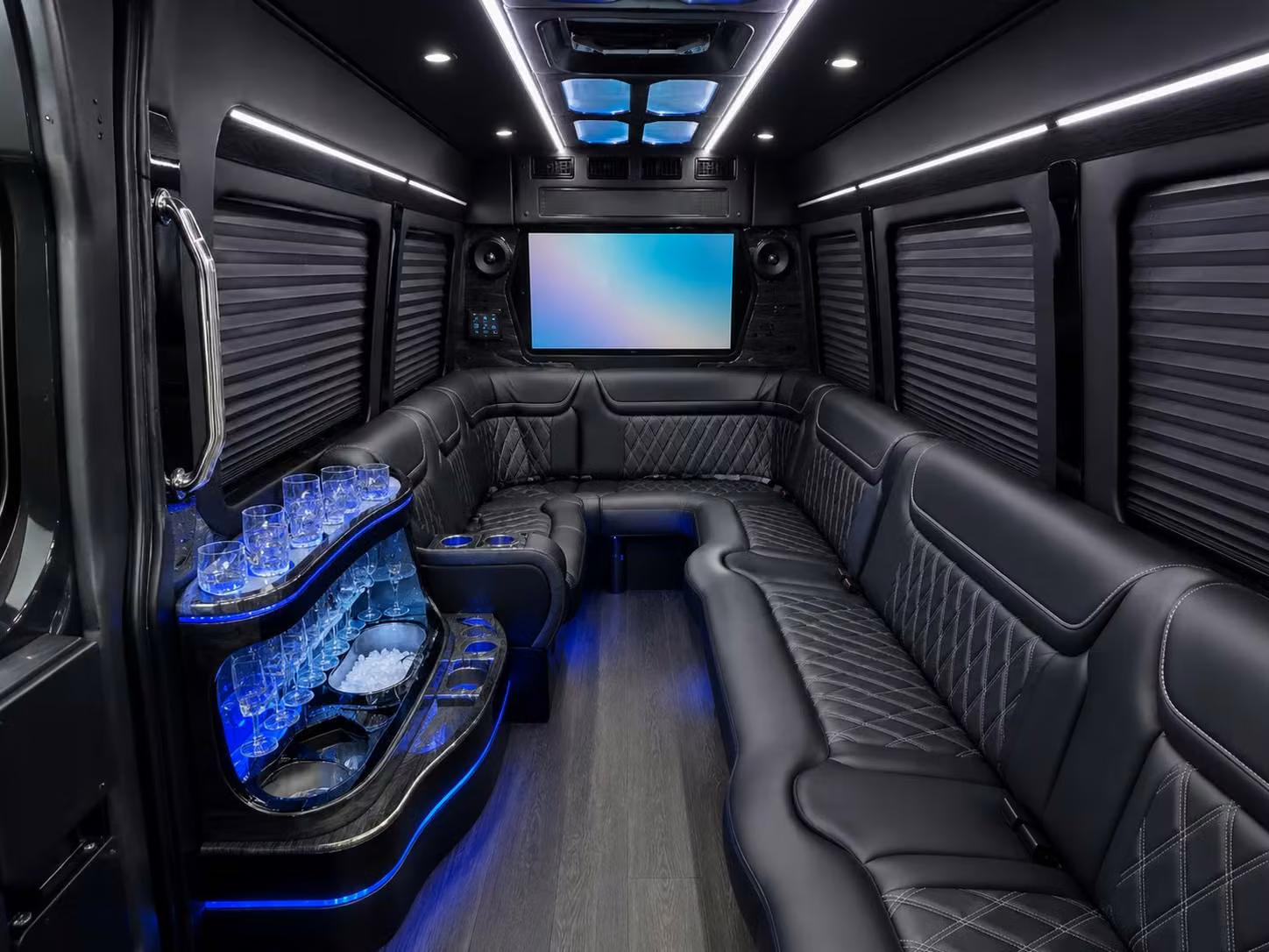 zoo aquarium and outdoor adventure transportation from chandler